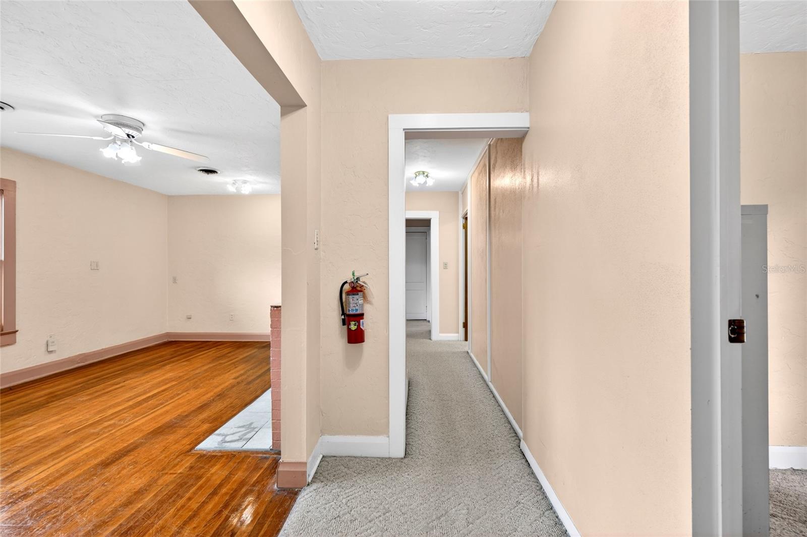 1266 E Silver Springs Blvd Property Photo 10