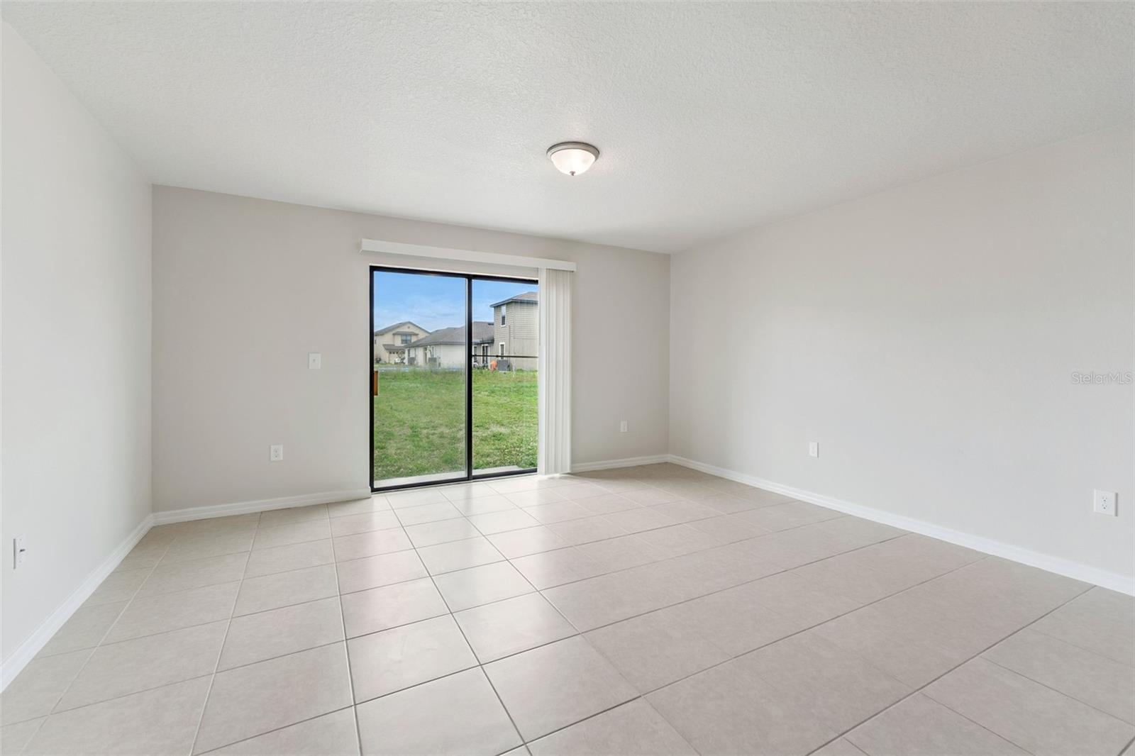 2447 Caspian Dr Property Photo 11