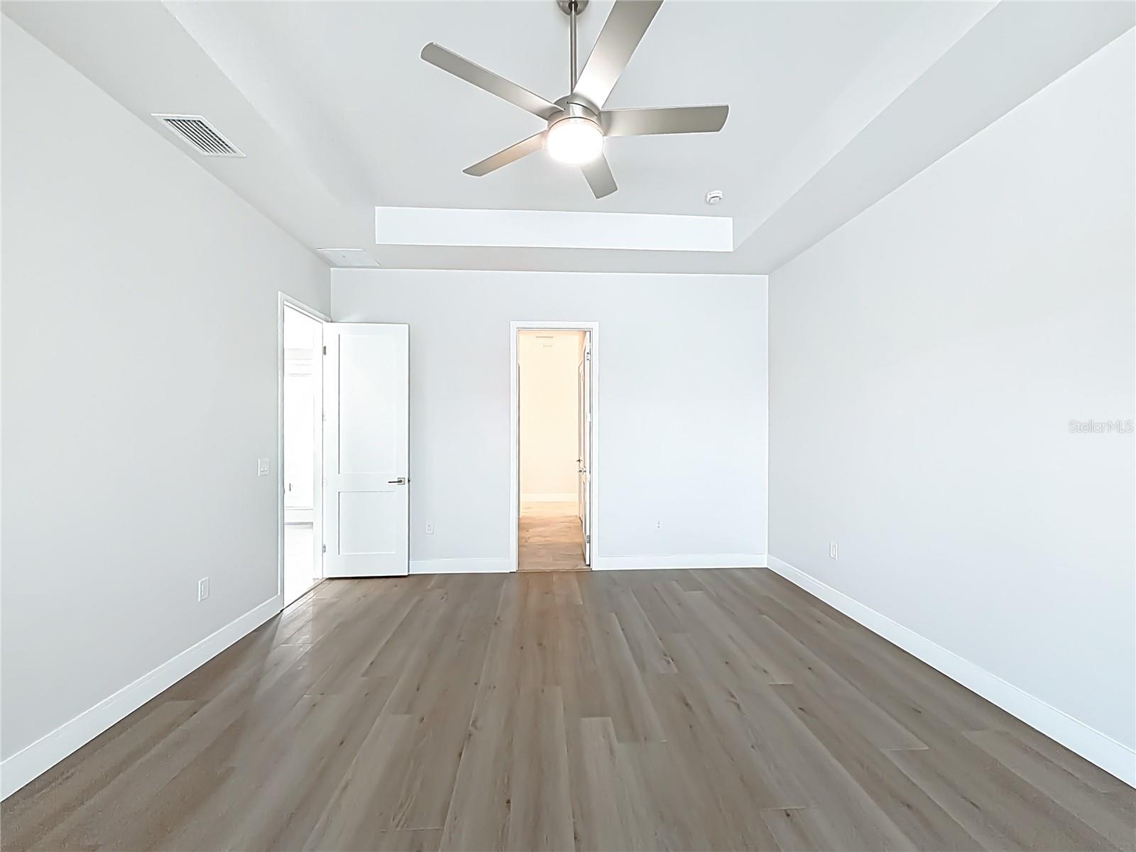 9524 Singer Cir Property Photo 31