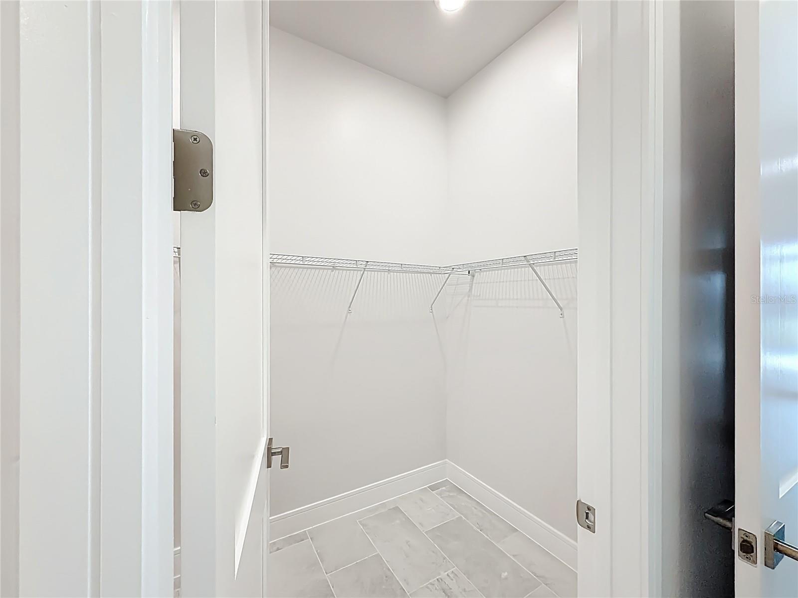 9524 Singer Cir Property Photo 33