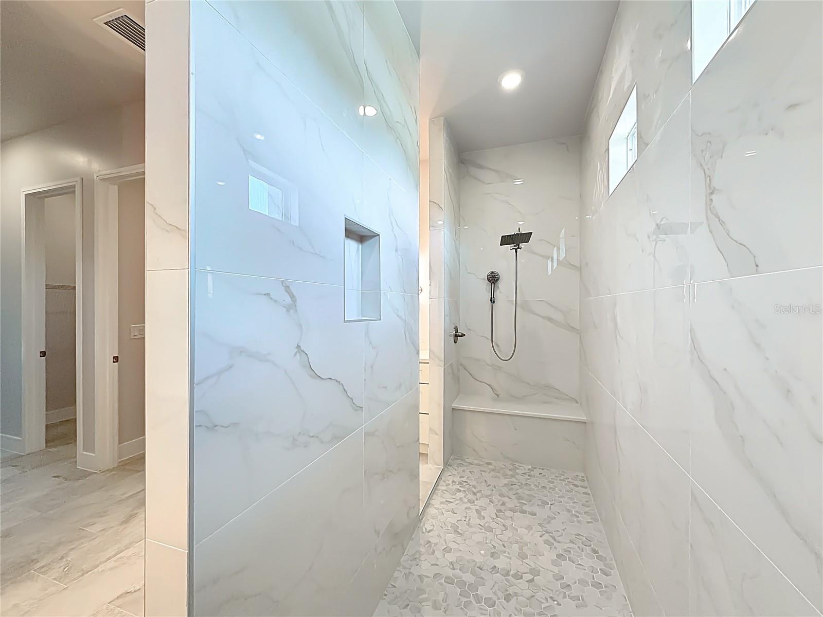 9524 Singer Cir Property Photo 41