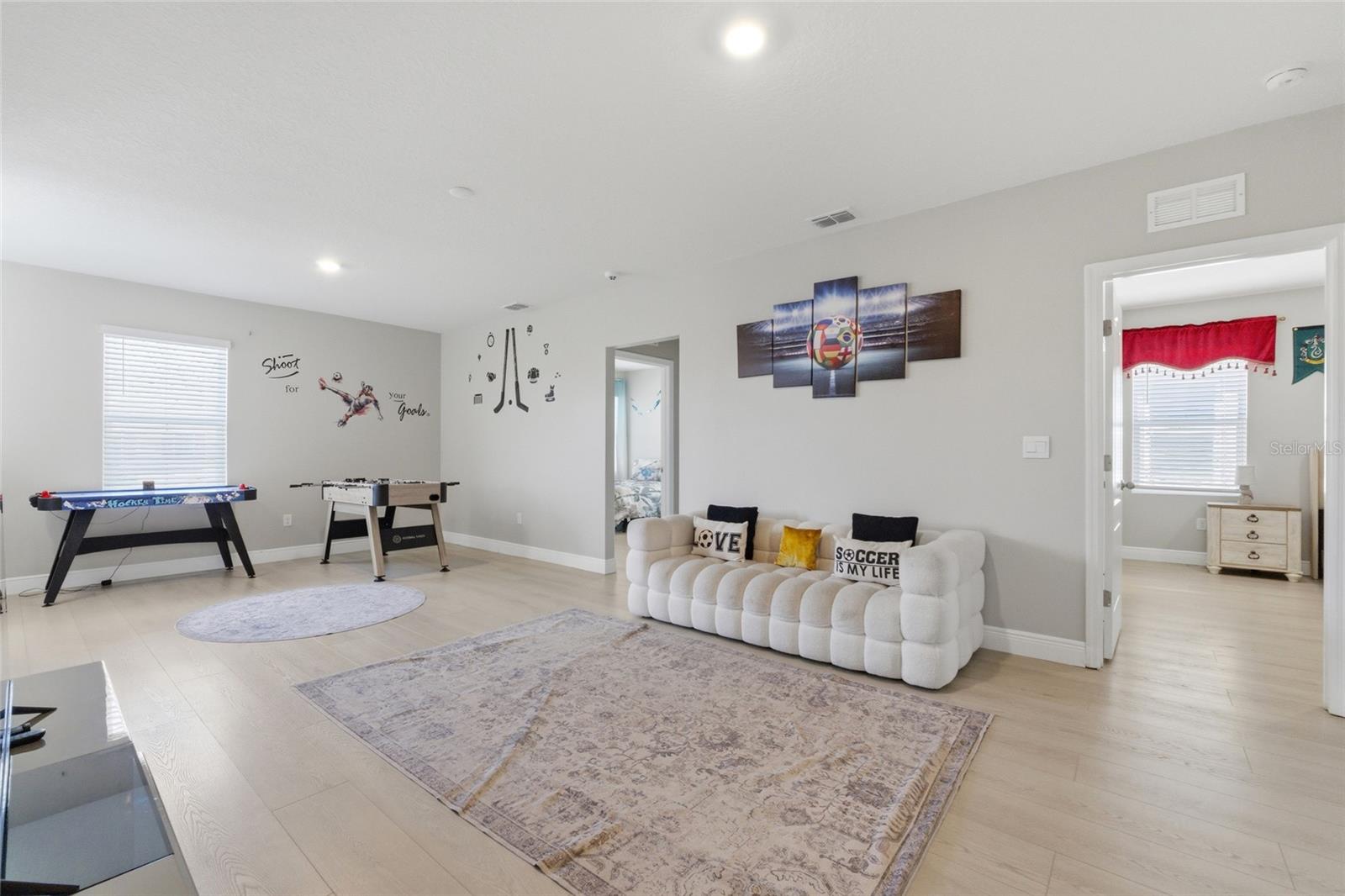 7635 Oakmoss Loop Property Photo 17