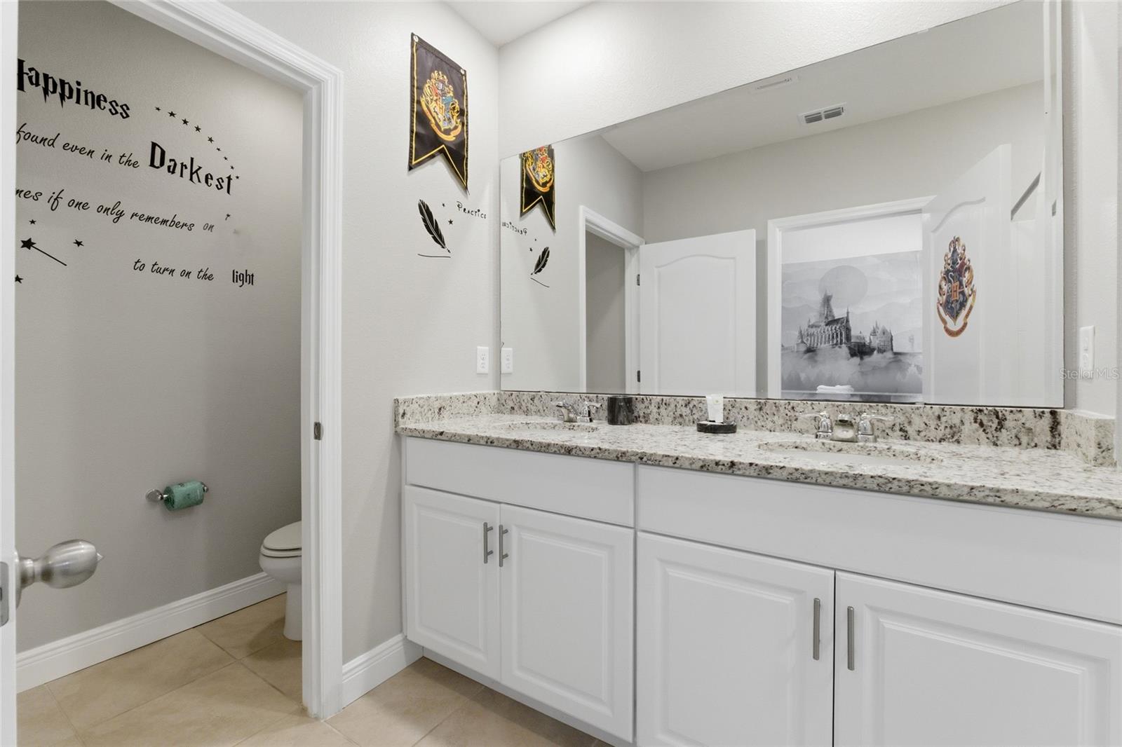 7635 Oakmoss Loop Property Photo 29