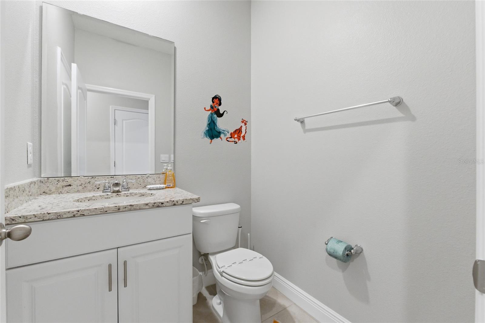 7635 Oakmoss Loop Property Photo 38