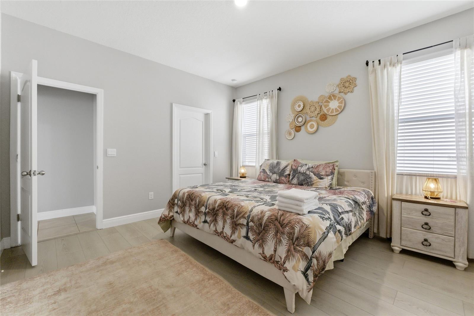 7635 Oakmoss Loop Property Photo 44