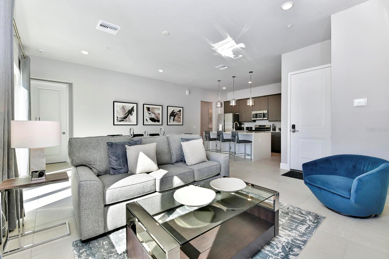 O6401857 Property Photo 10