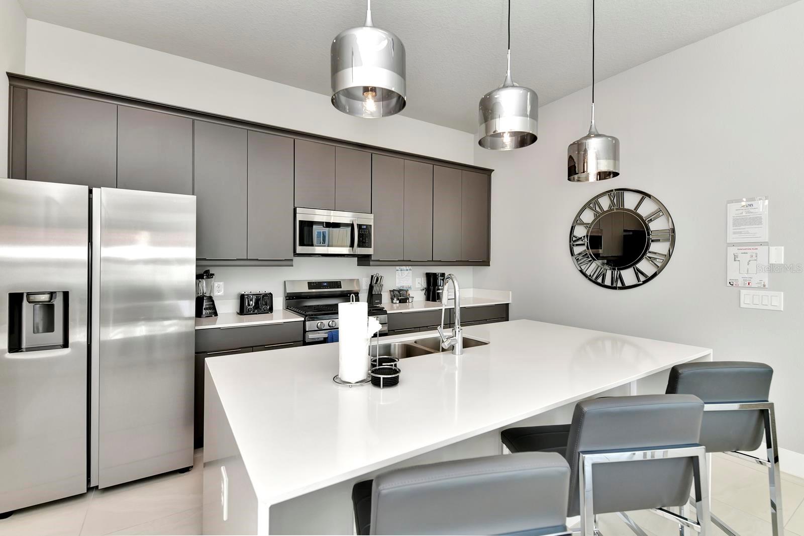 O6401857 Property Photo 15