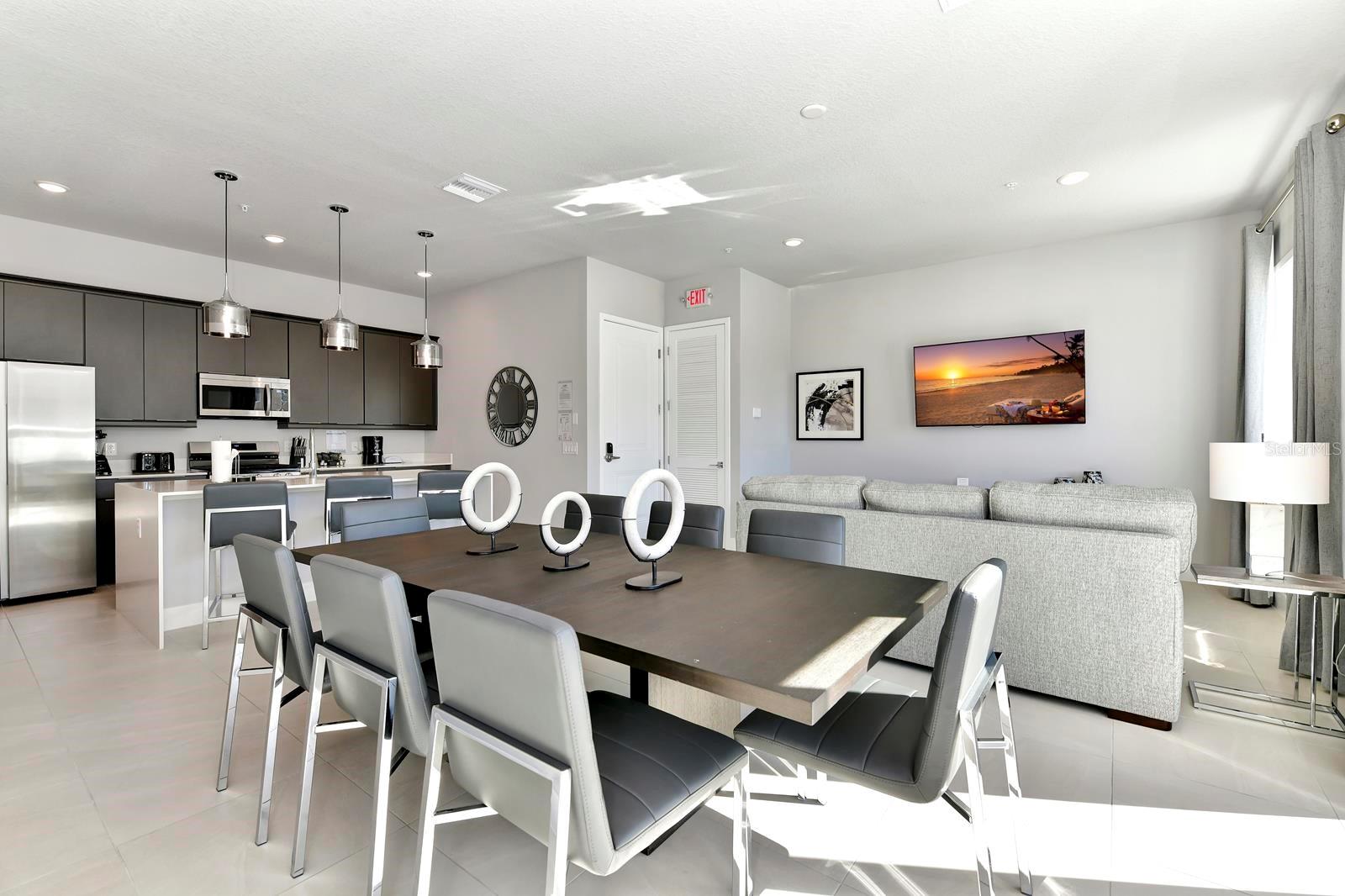 O6401857 Property Photo 21