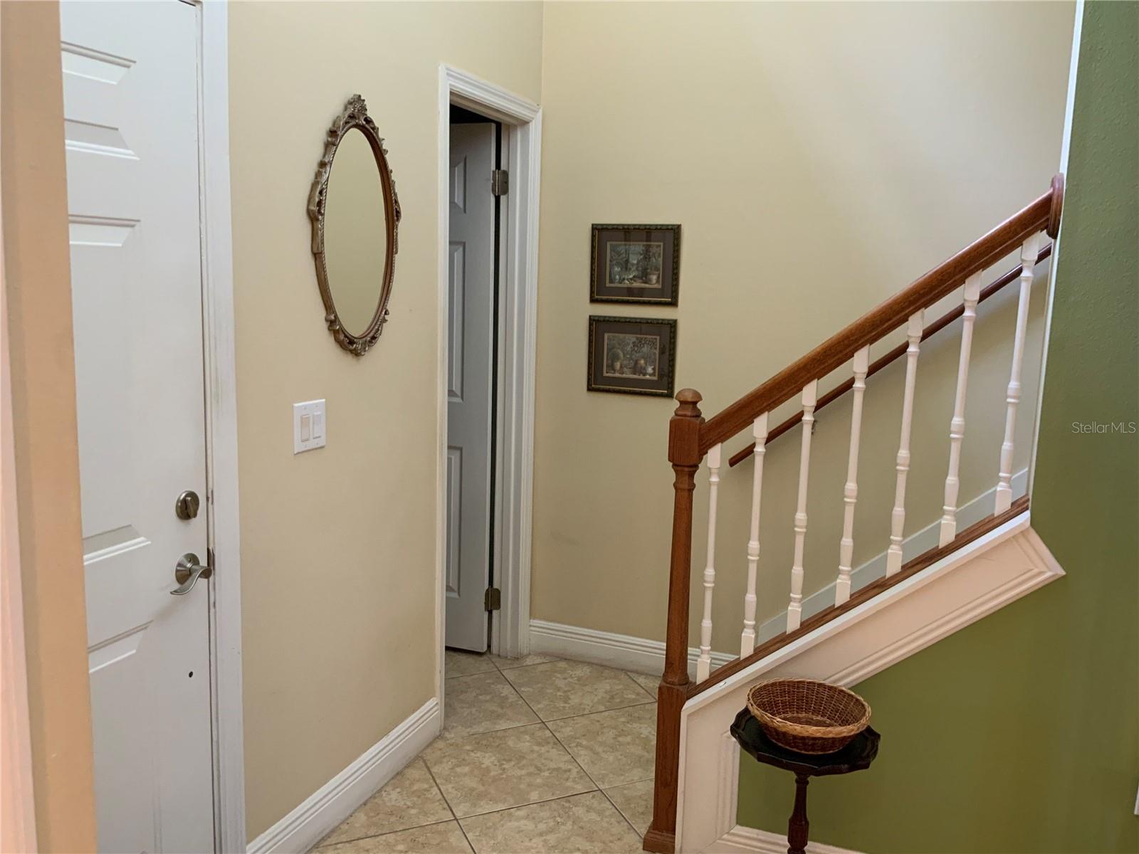 618 Maple Oak Cir #112 Property Photo 18