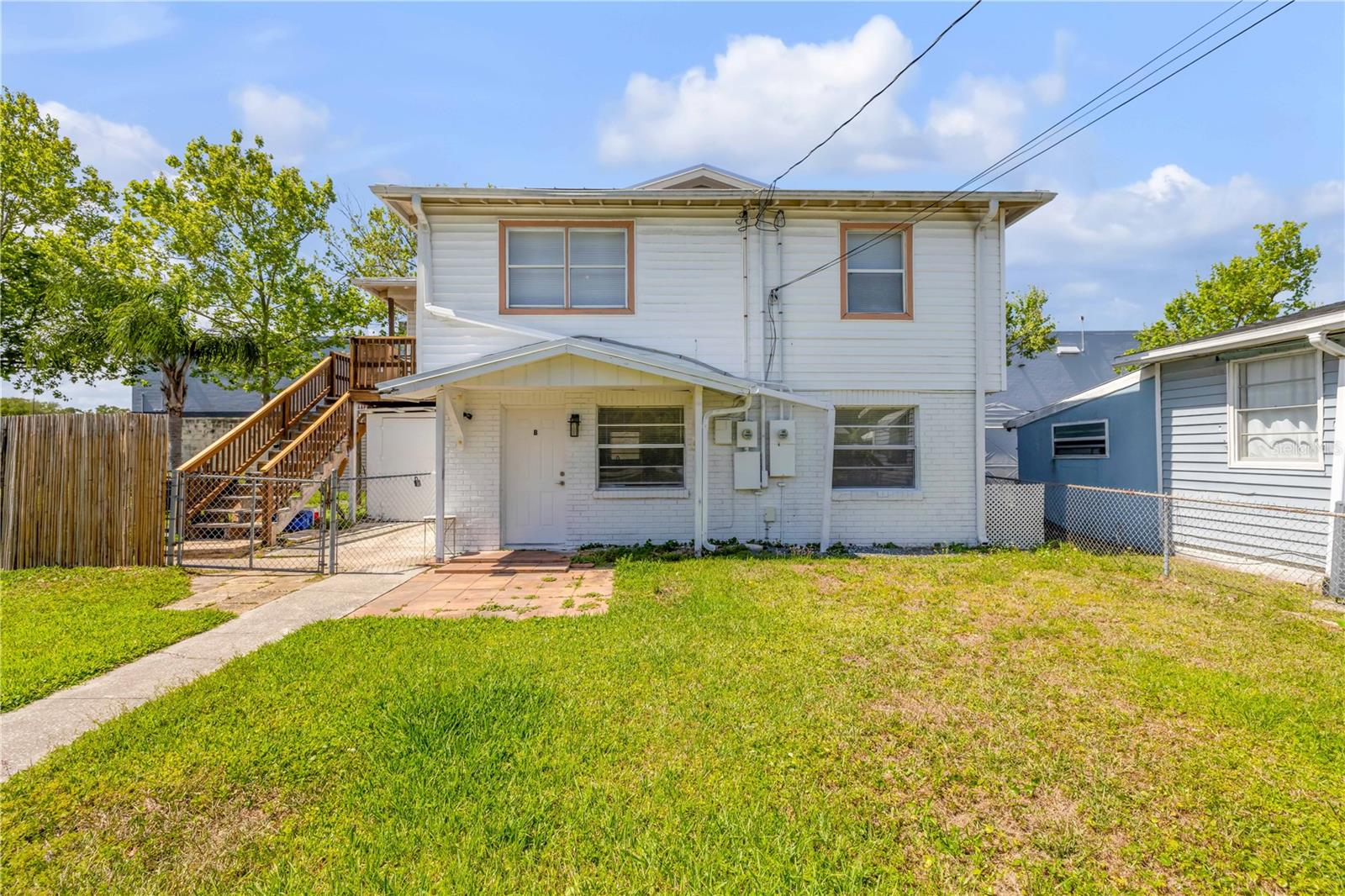 1051 June Ter Property Photo 1