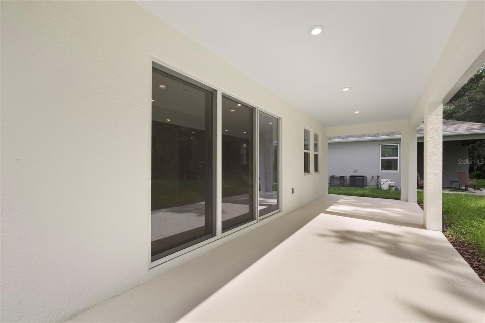 5171 Mockingbird Sound Ct Property Photo 3