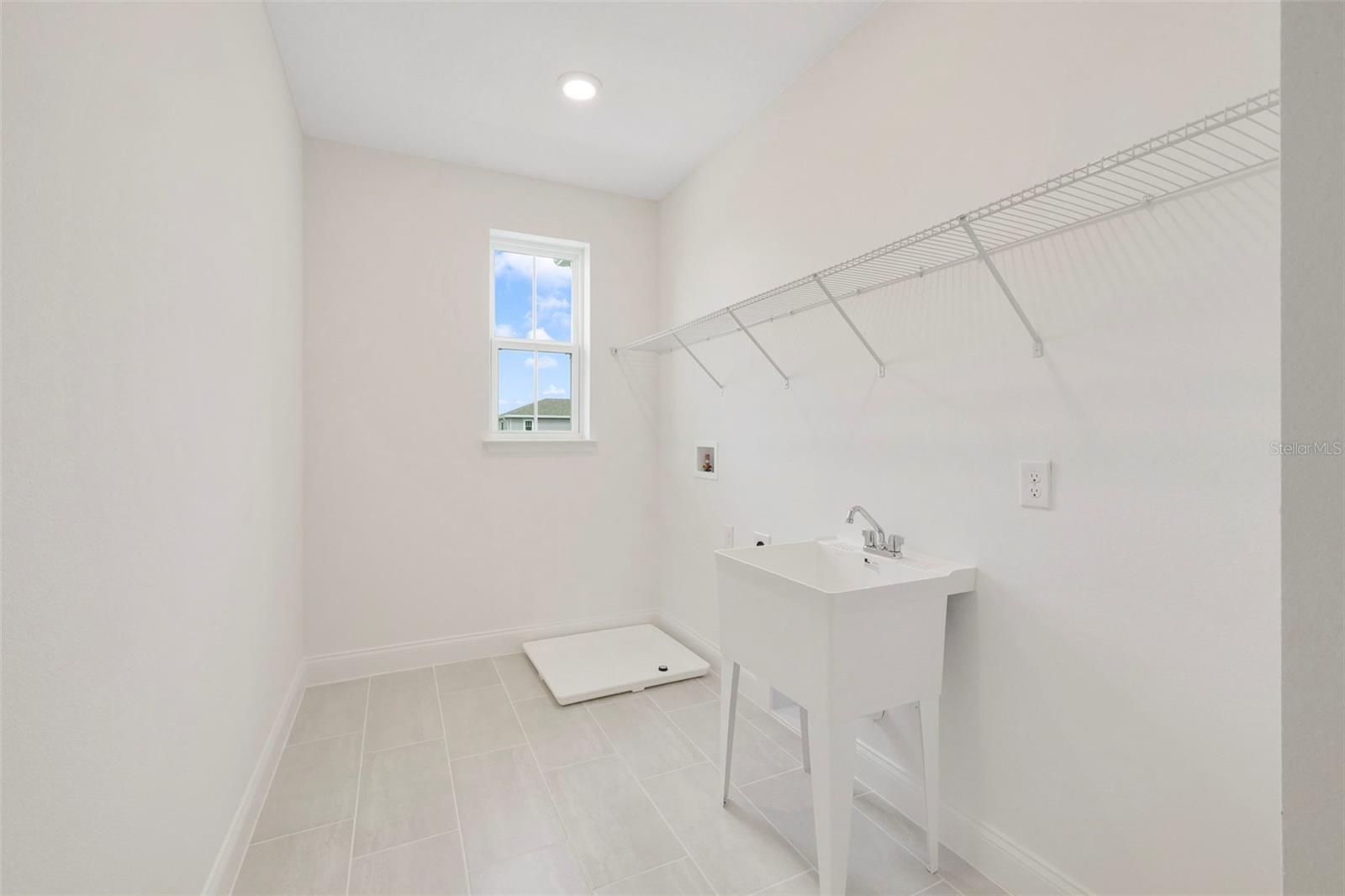 5171 Mockingbird Sound Ct Property Photo 6