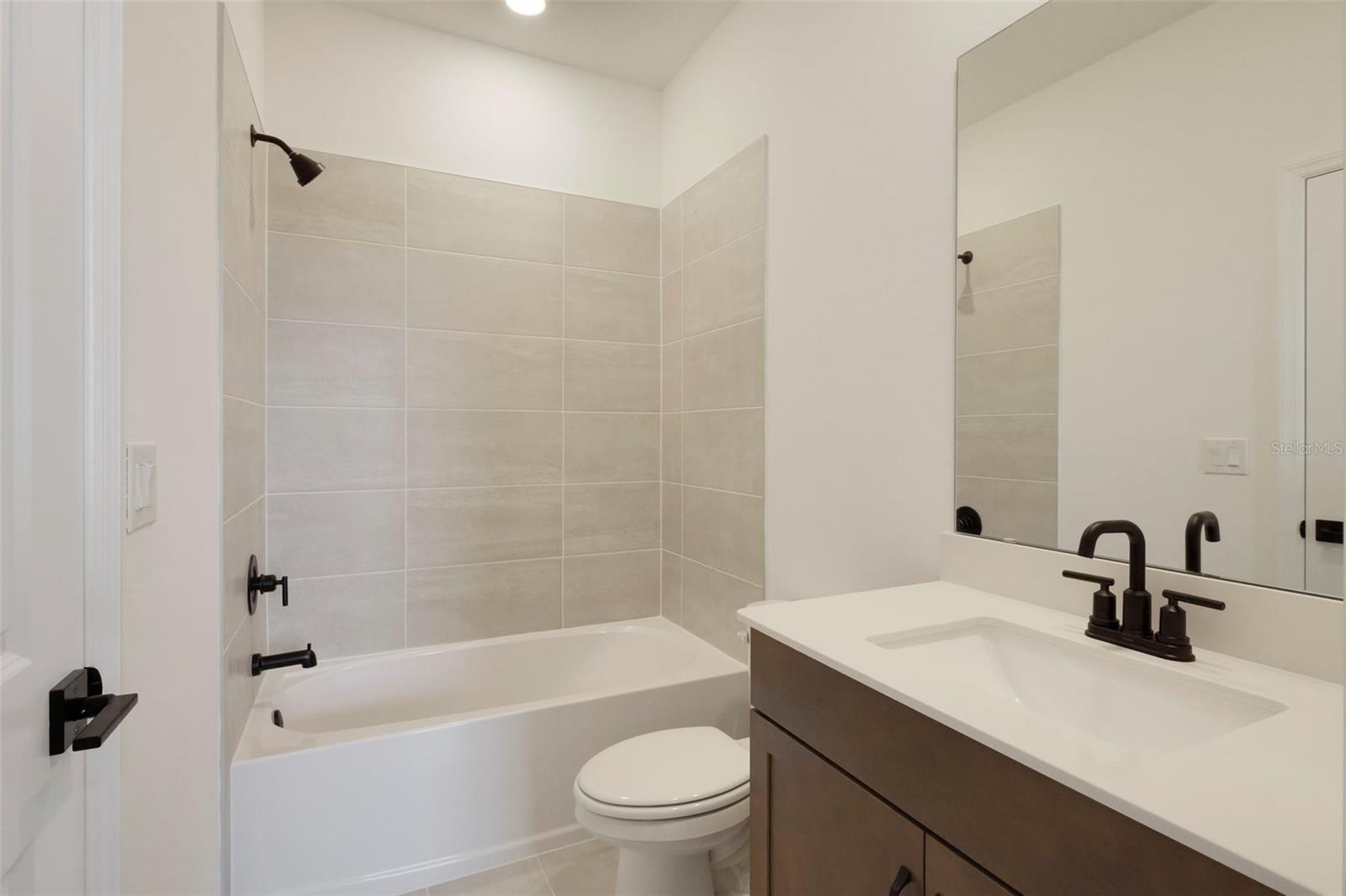 5171 Mockingbird Sound Ct Property Photo 11