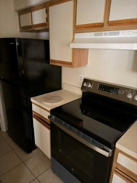 208 Afton Sq #208 Property Photo 3