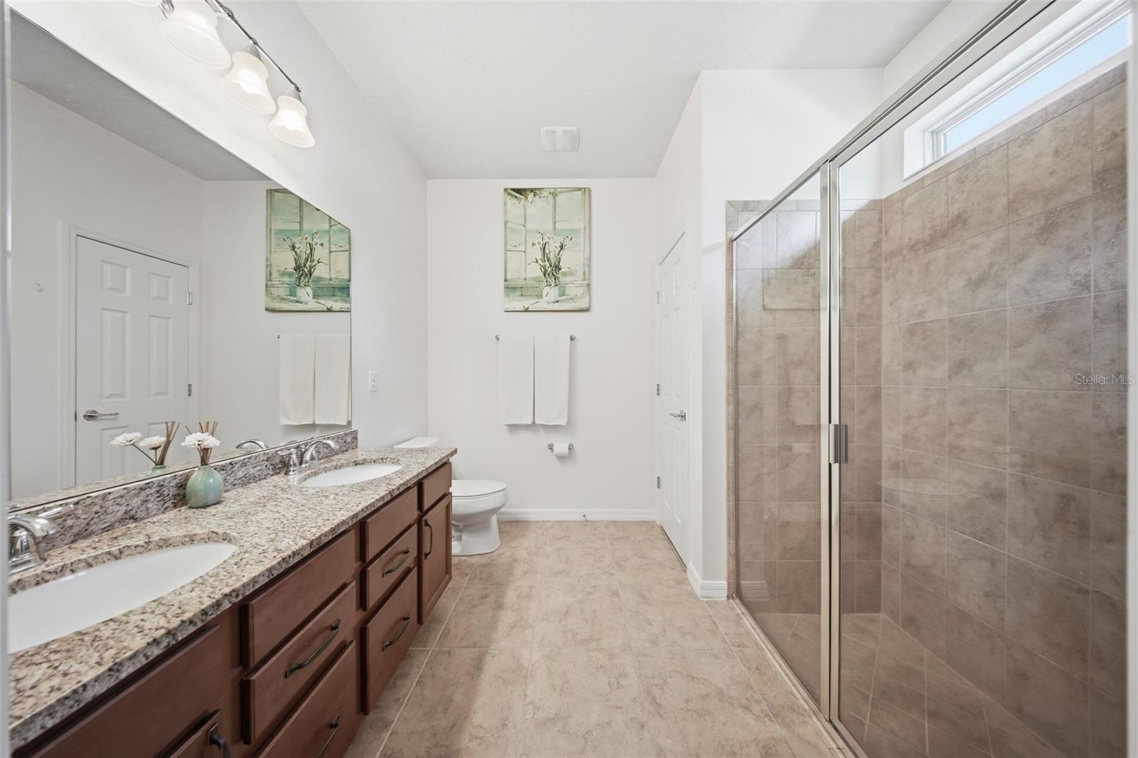1670 Regal River Cir Property Photo 14