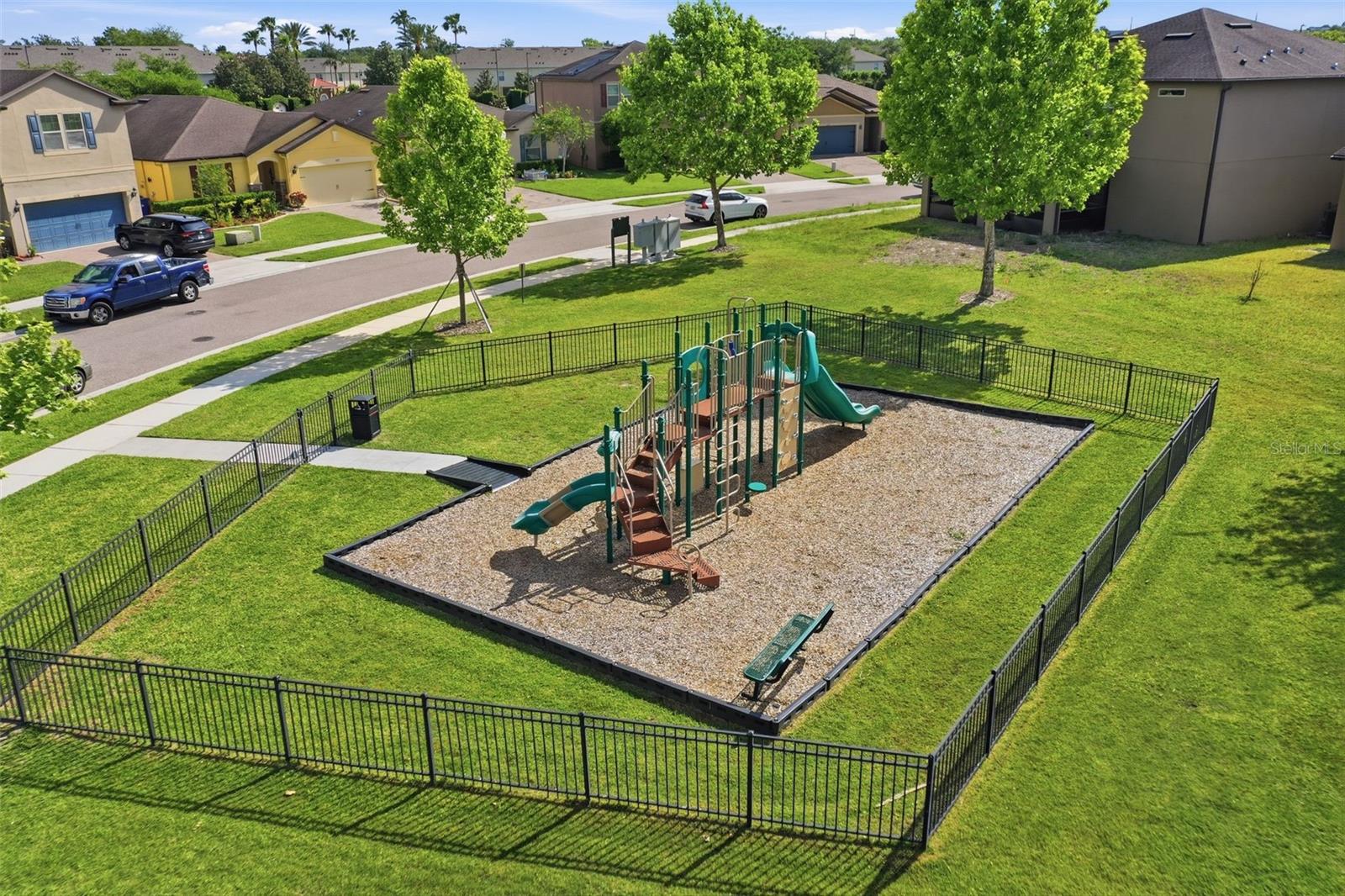 1670 Regal River Cir Property Photo 31