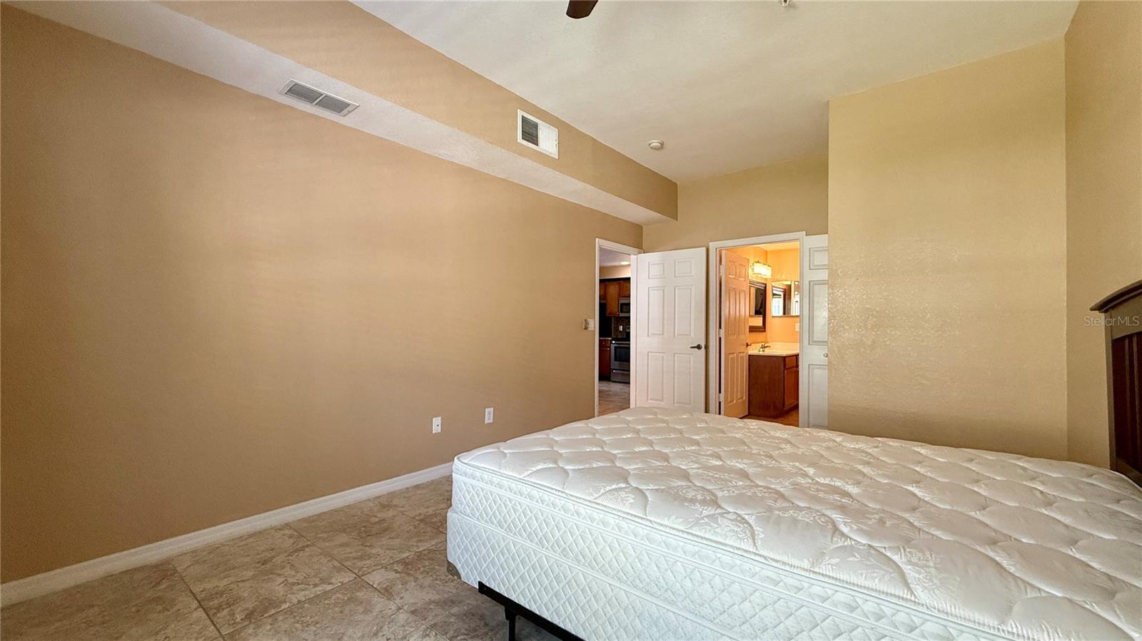 4005 San Sebastian Dr #107 Property Photo 14