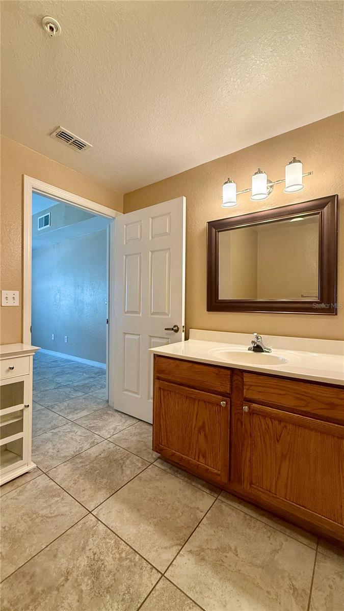 4005 San Sebastian Dr #107 Property Photo 17