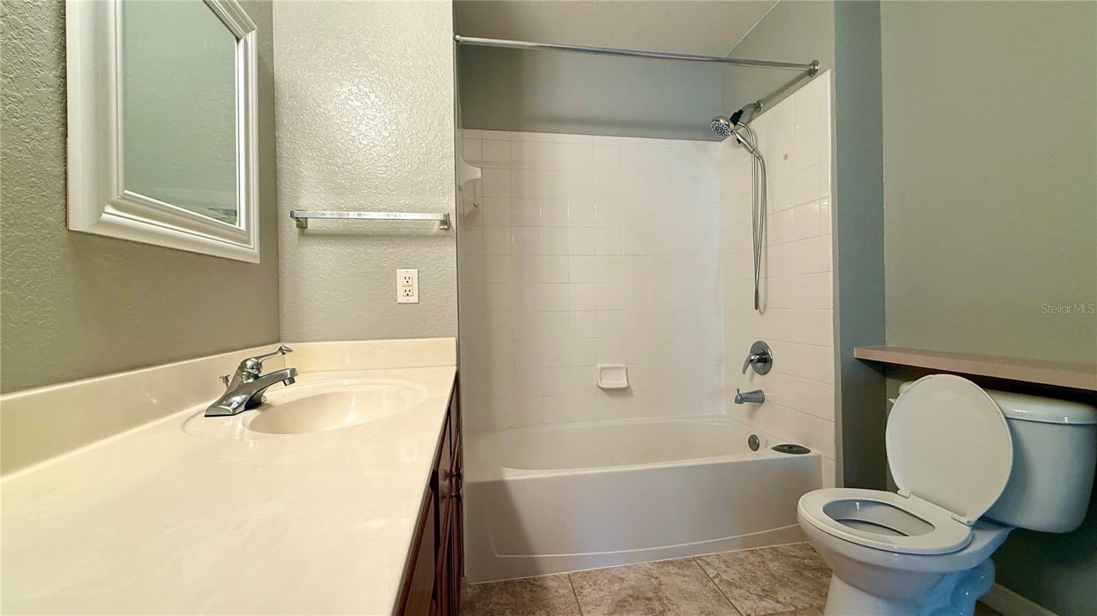 4005 San Sebastian Dr #107 Property Photo 32