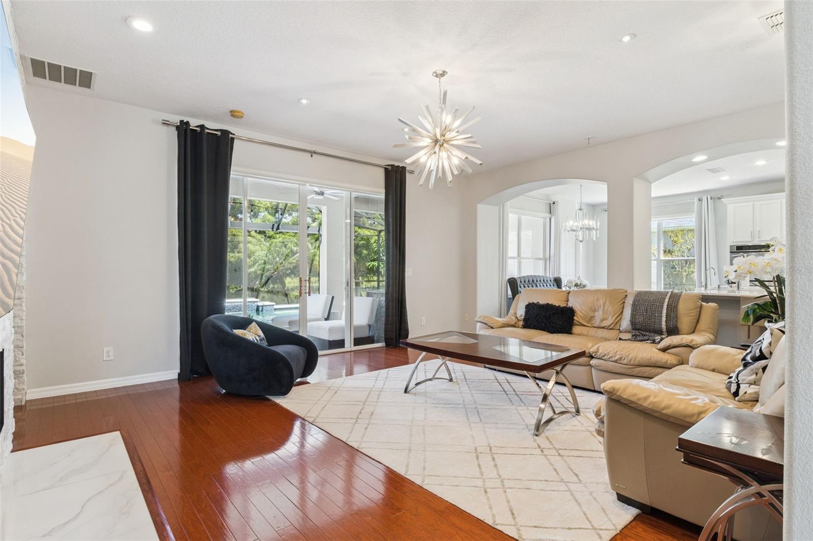 1185 Stellar Dr Property Photo 14