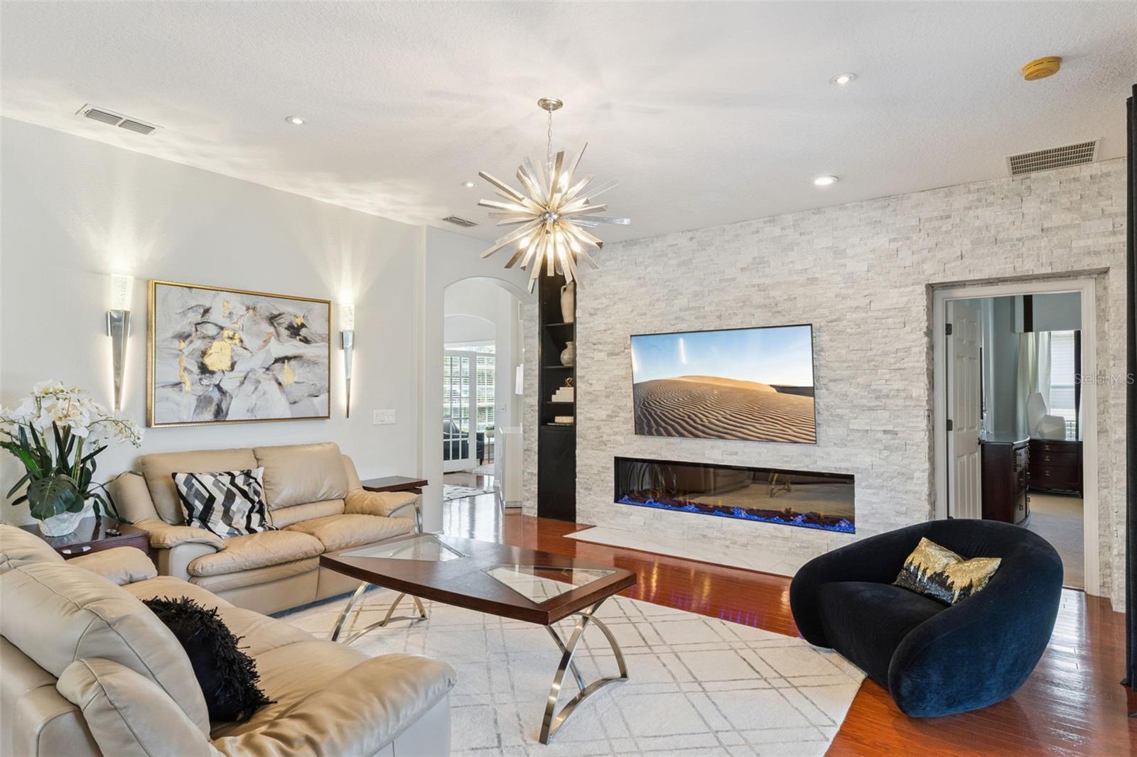 1185 Stellar Dr Property Photo 15