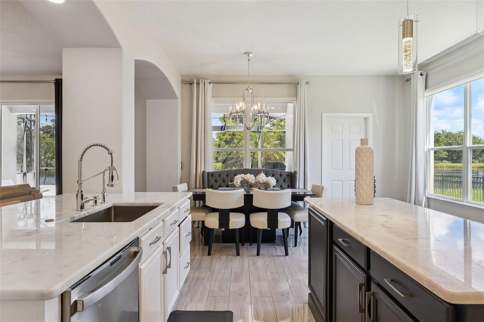 1185 Stellar Dr Property Photo 21