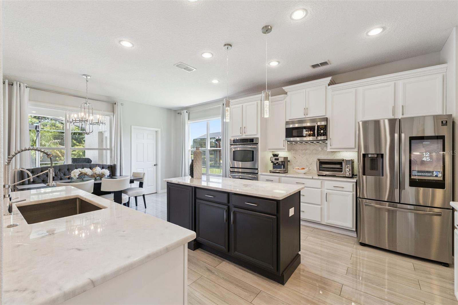 1185 Stellar Dr Property Photo 22