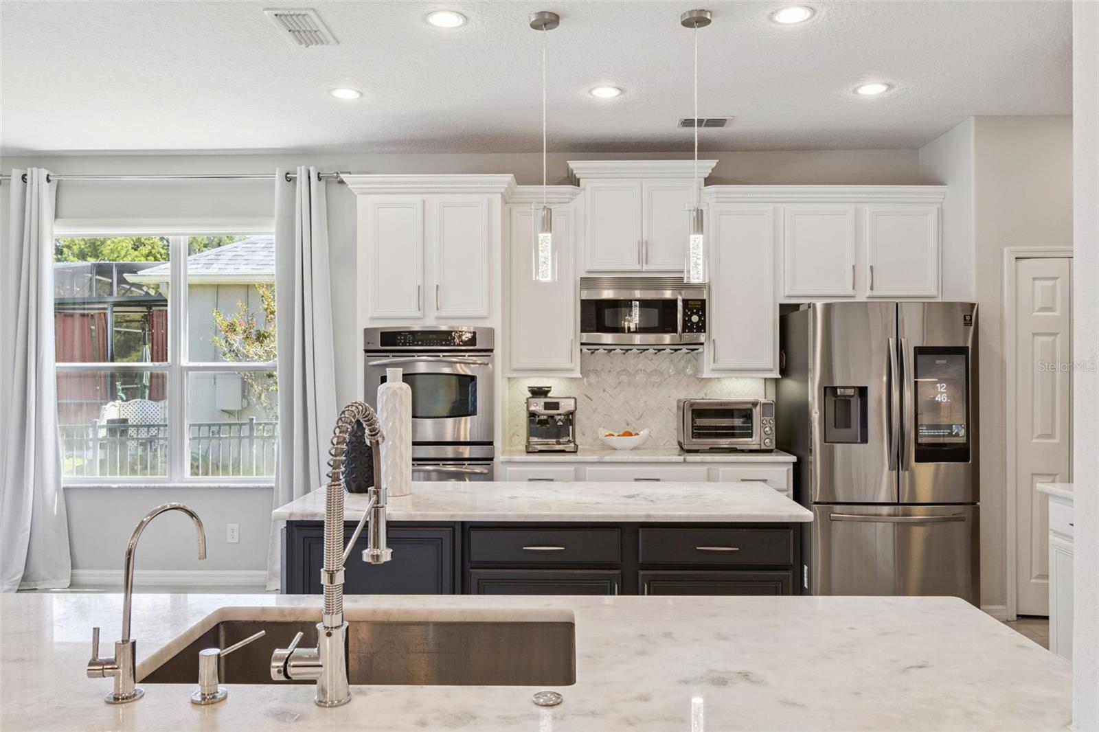1185 Stellar Dr Property Photo 24