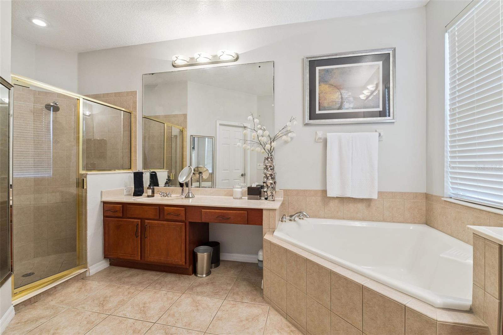 1185 Stellar Dr Property Photo 32