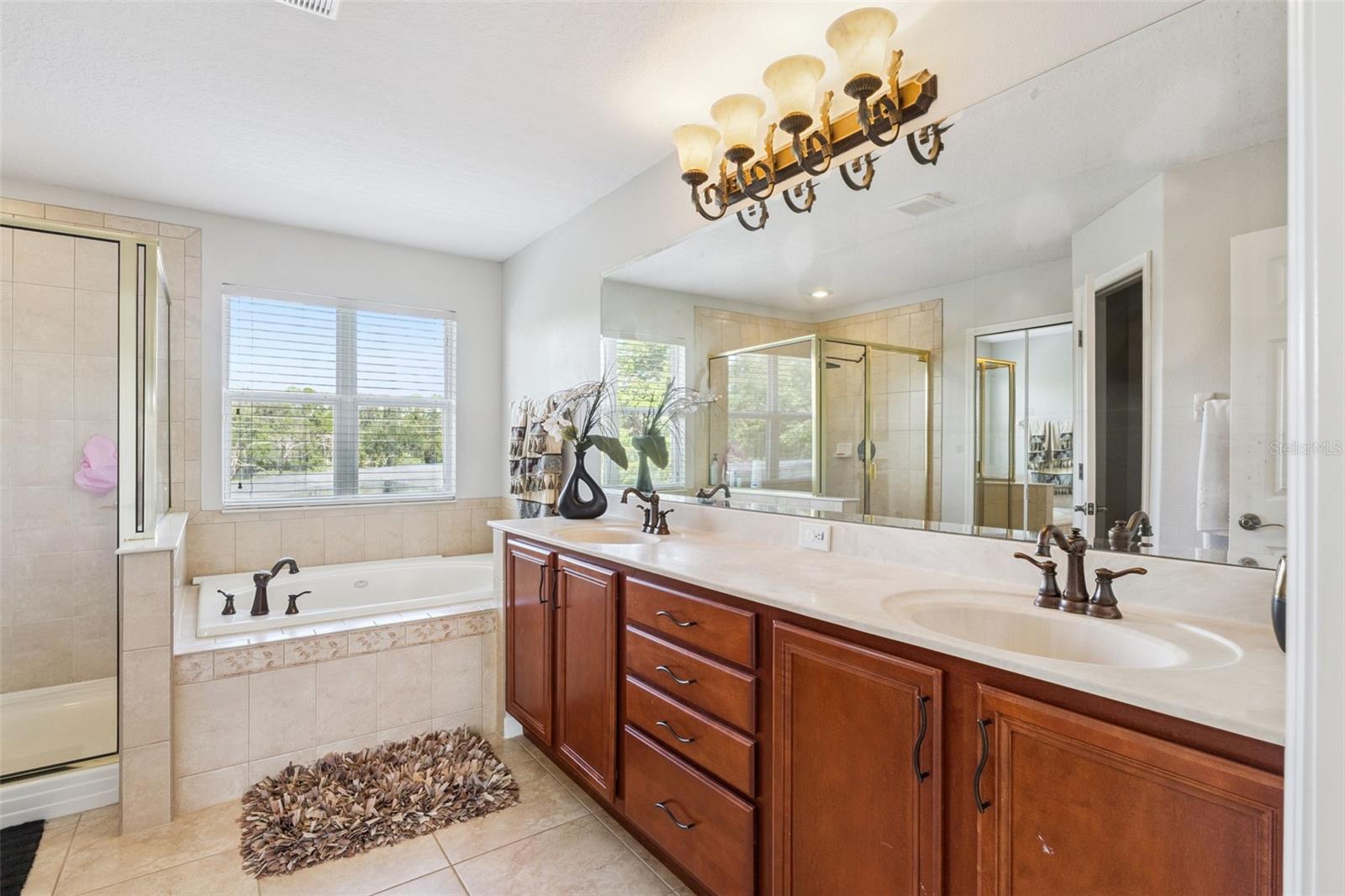 1185 Stellar Dr Property Photo 37