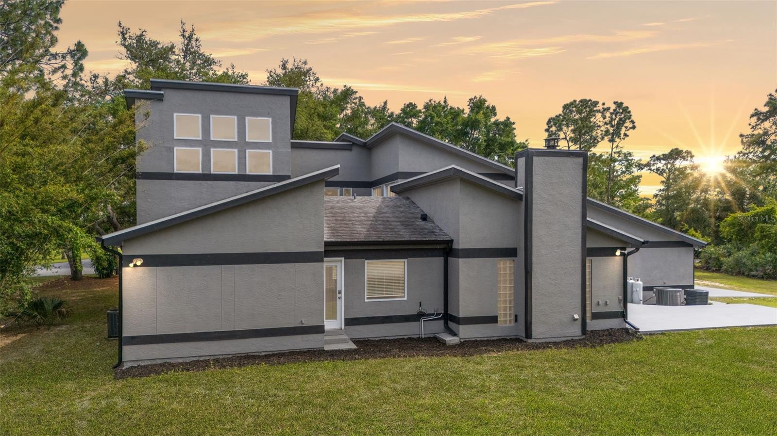 3884 Goshawk Pl Property Photo 6
