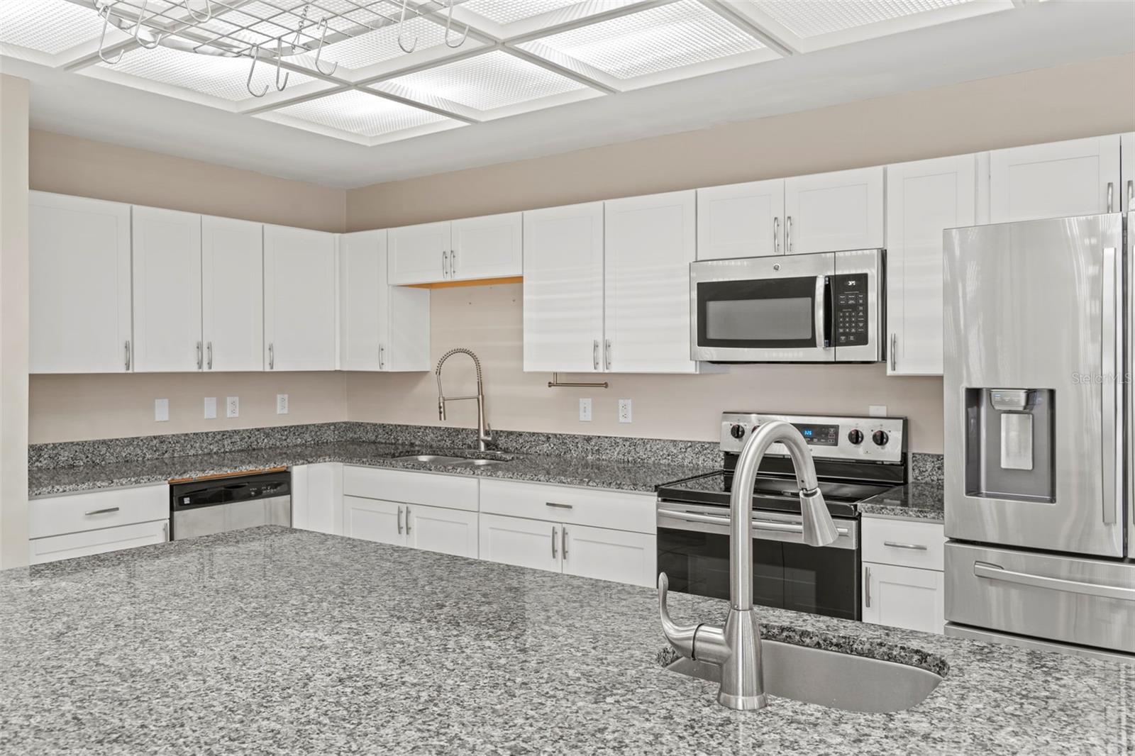 3884 Goshawk Pl Property Photo 16