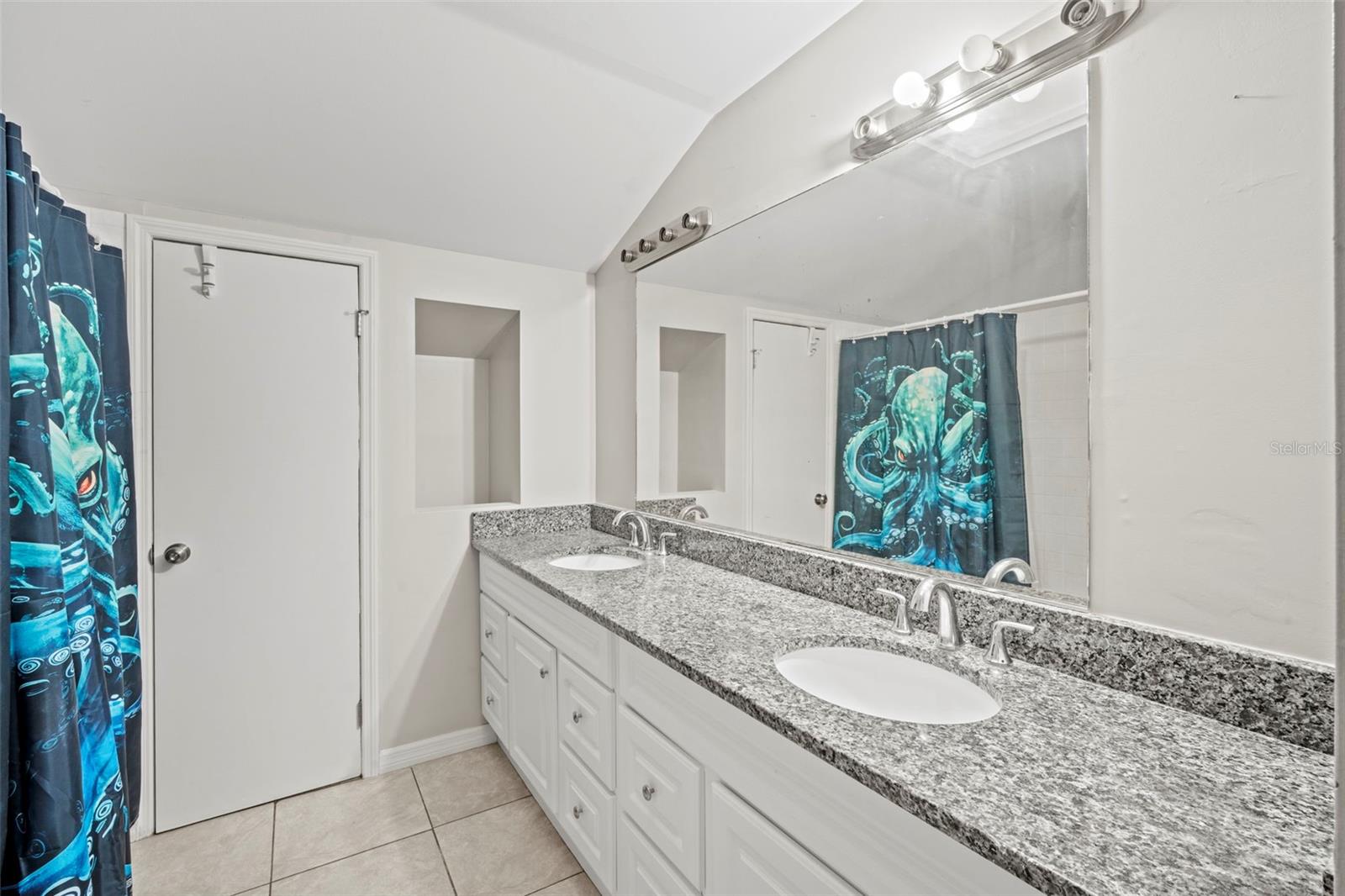 3884 Goshawk Pl Property Photo 42
