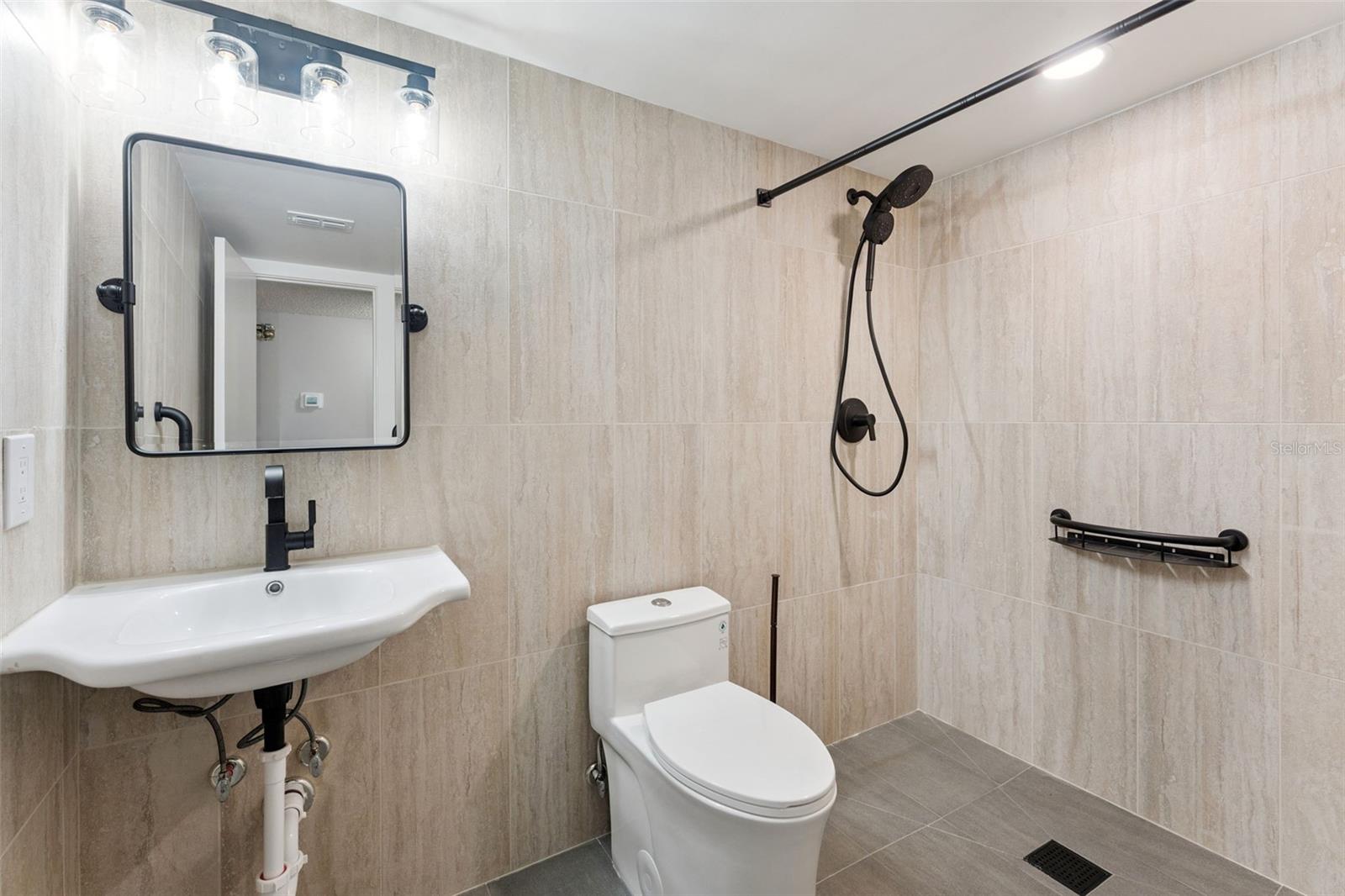 700 E Airport Blvd #i2 Property Photo 15
