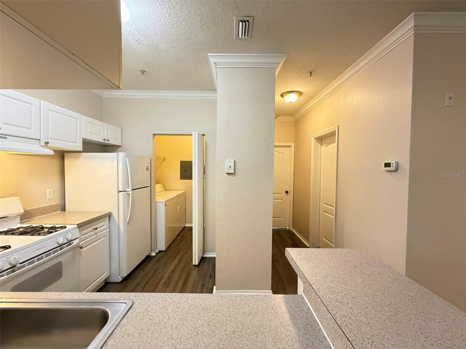 3319 S Kirkman Rd #311 Property Photo 17