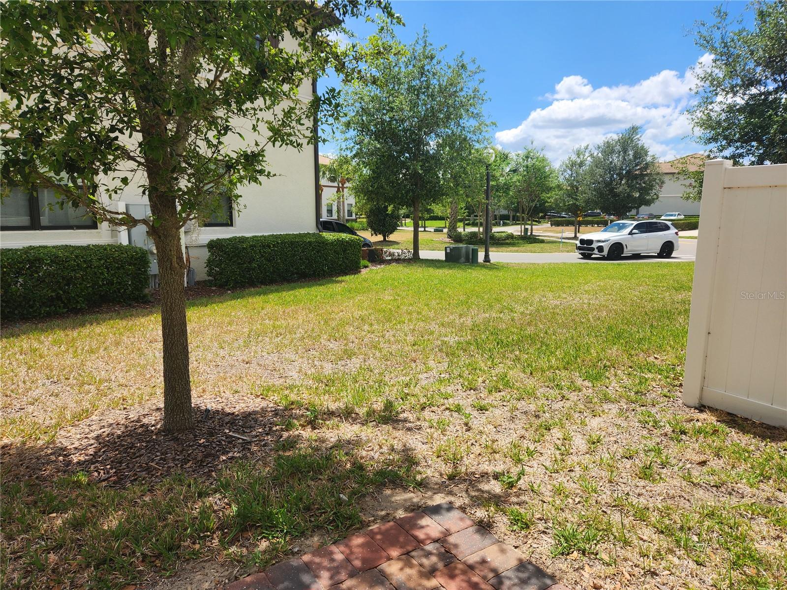 8506 Arcadia Ln Property Photo 2
