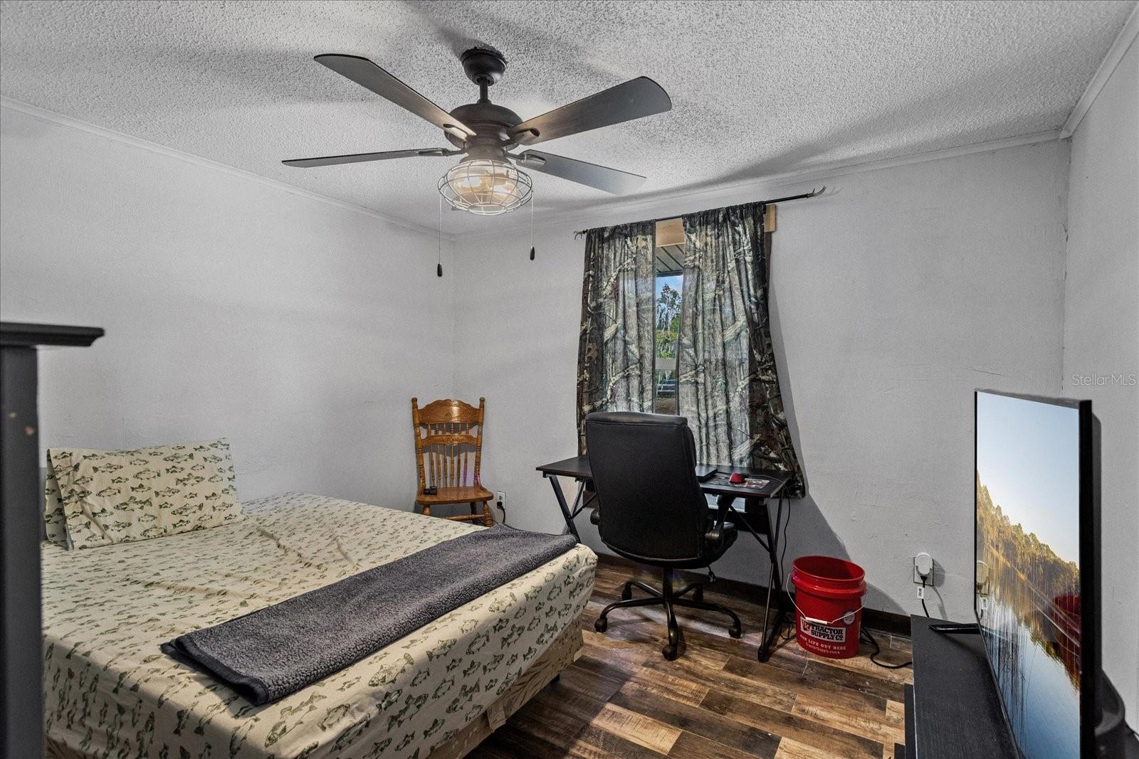 160 Deerpath Rd Property Photo 23