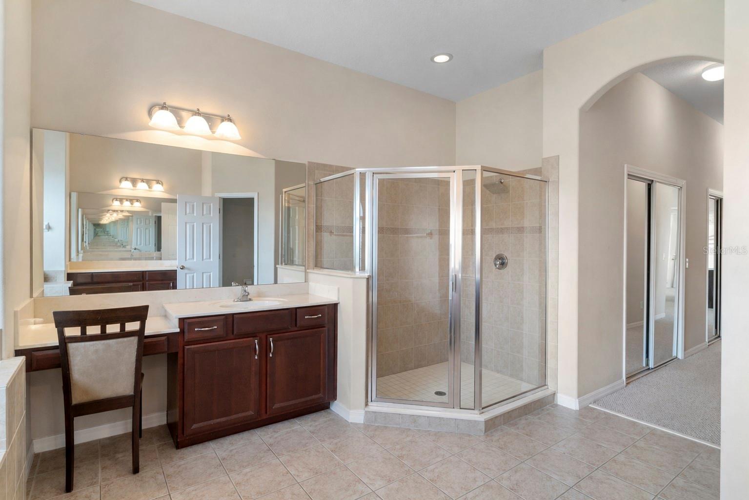 925 Bainbridge Loop Property Photo 17