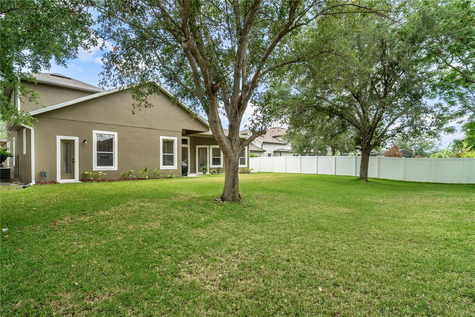 925 Bainbridge Loop Property Photo 39
