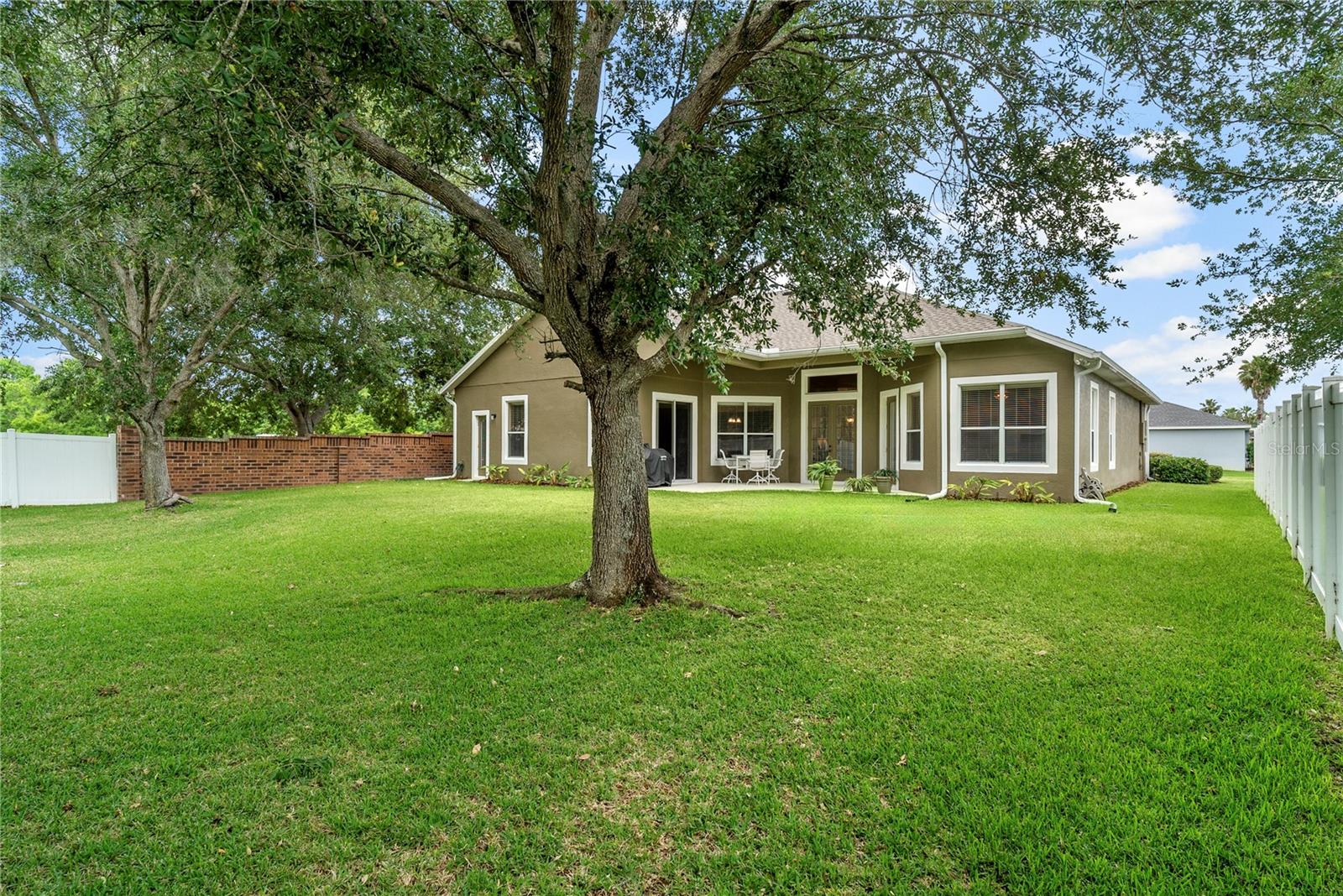 925 Bainbridge Loop Property Photo 40