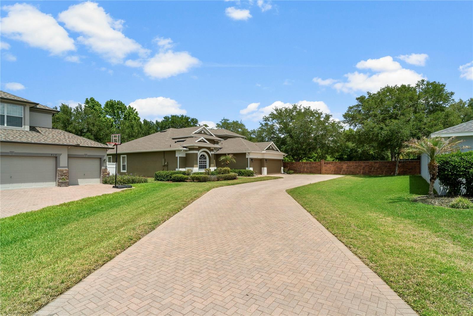 925 Bainbridge Loop Property Photo 41