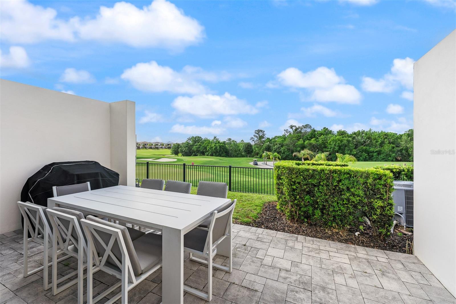 856 Driving Range Ct Property Photo 15