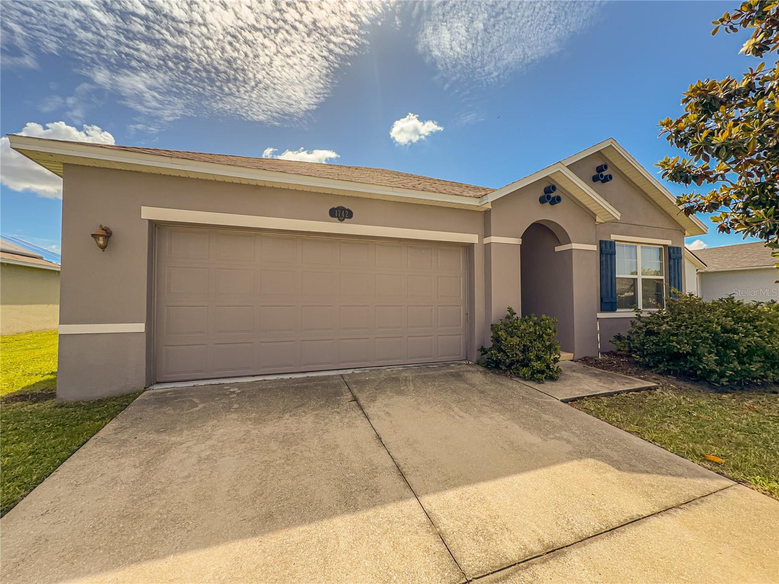 1742 Van Gogh Dr Property Photo 1