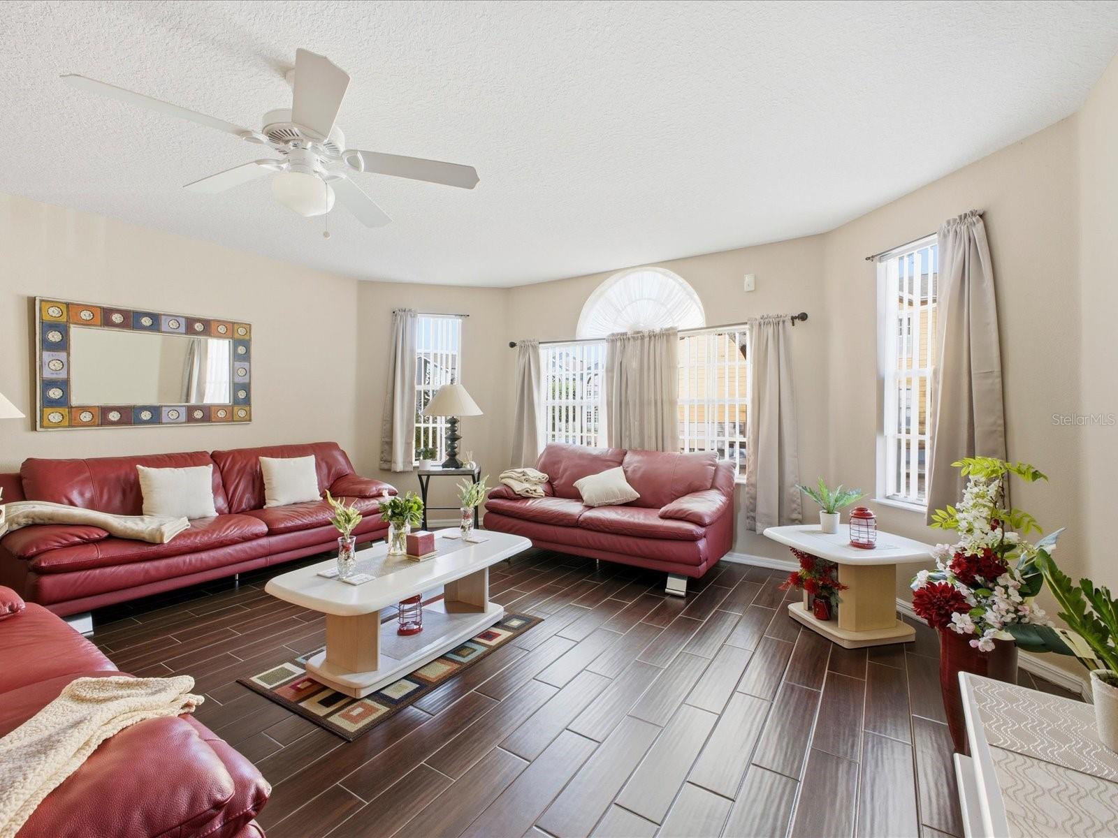 3153 Britannia Blvd #b Property Photo 4