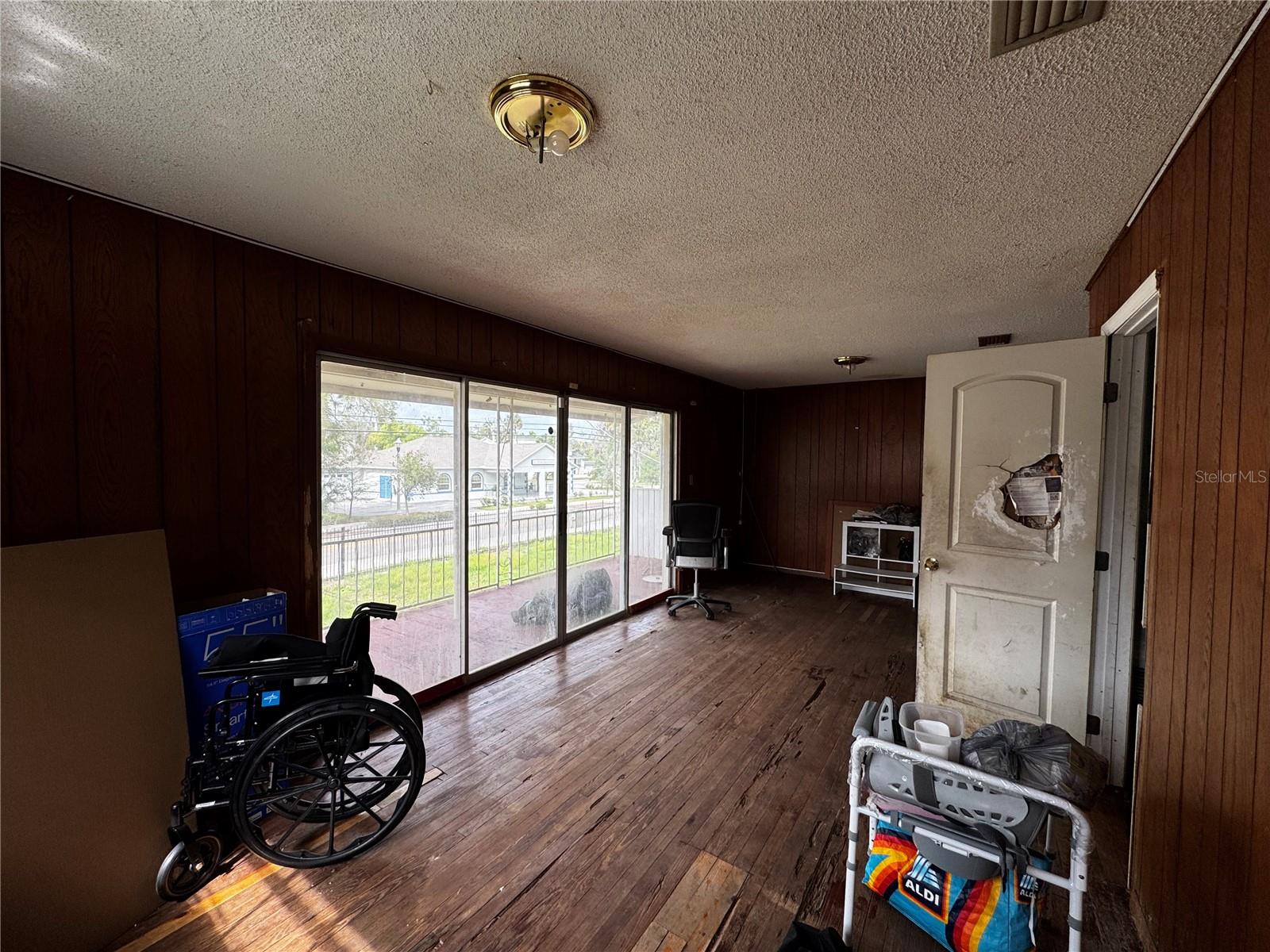 1307 Historic Goldsboro Blvd Property Photo 5