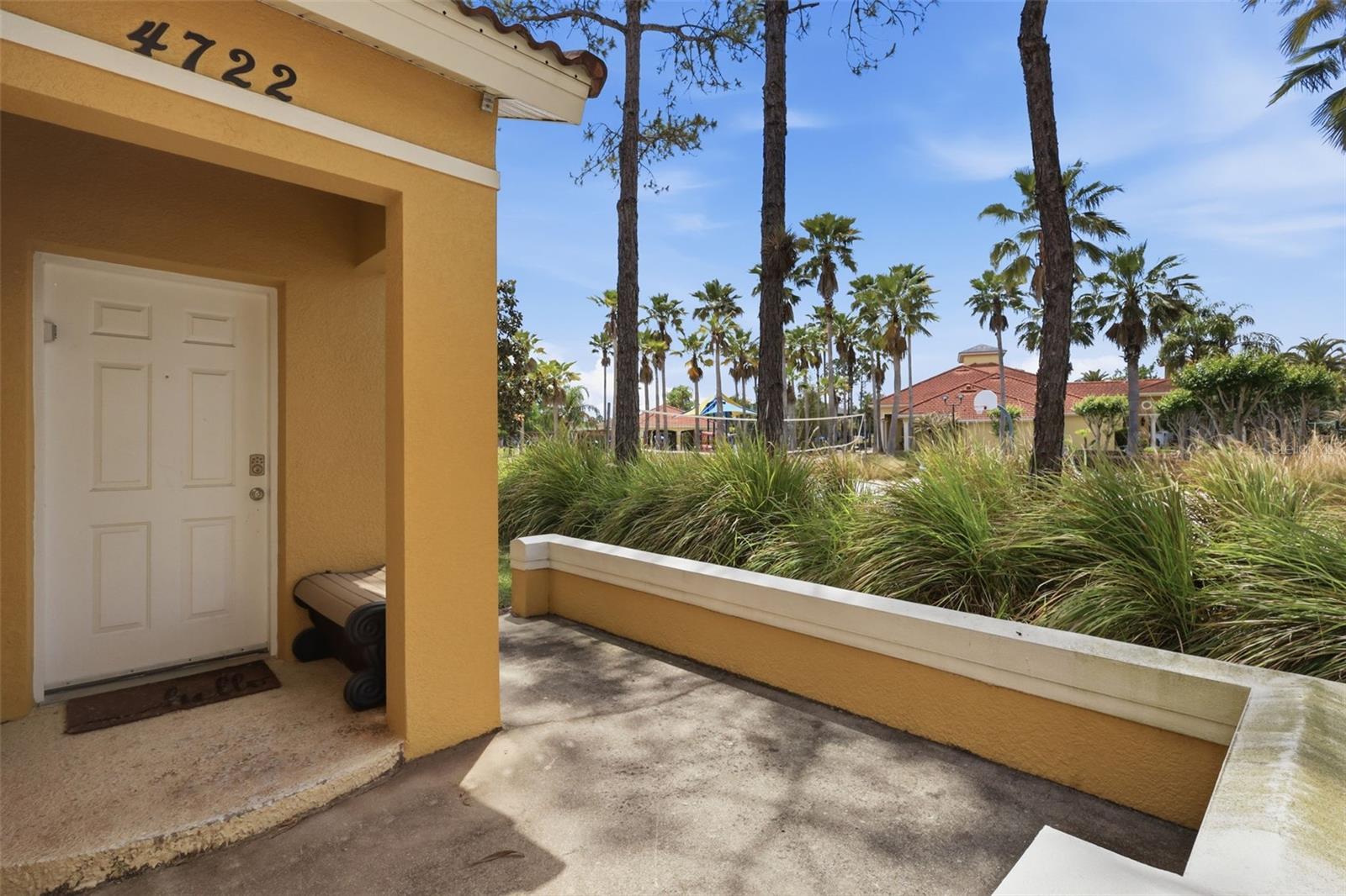 4722 Ormond Beach Way Property Photo 4