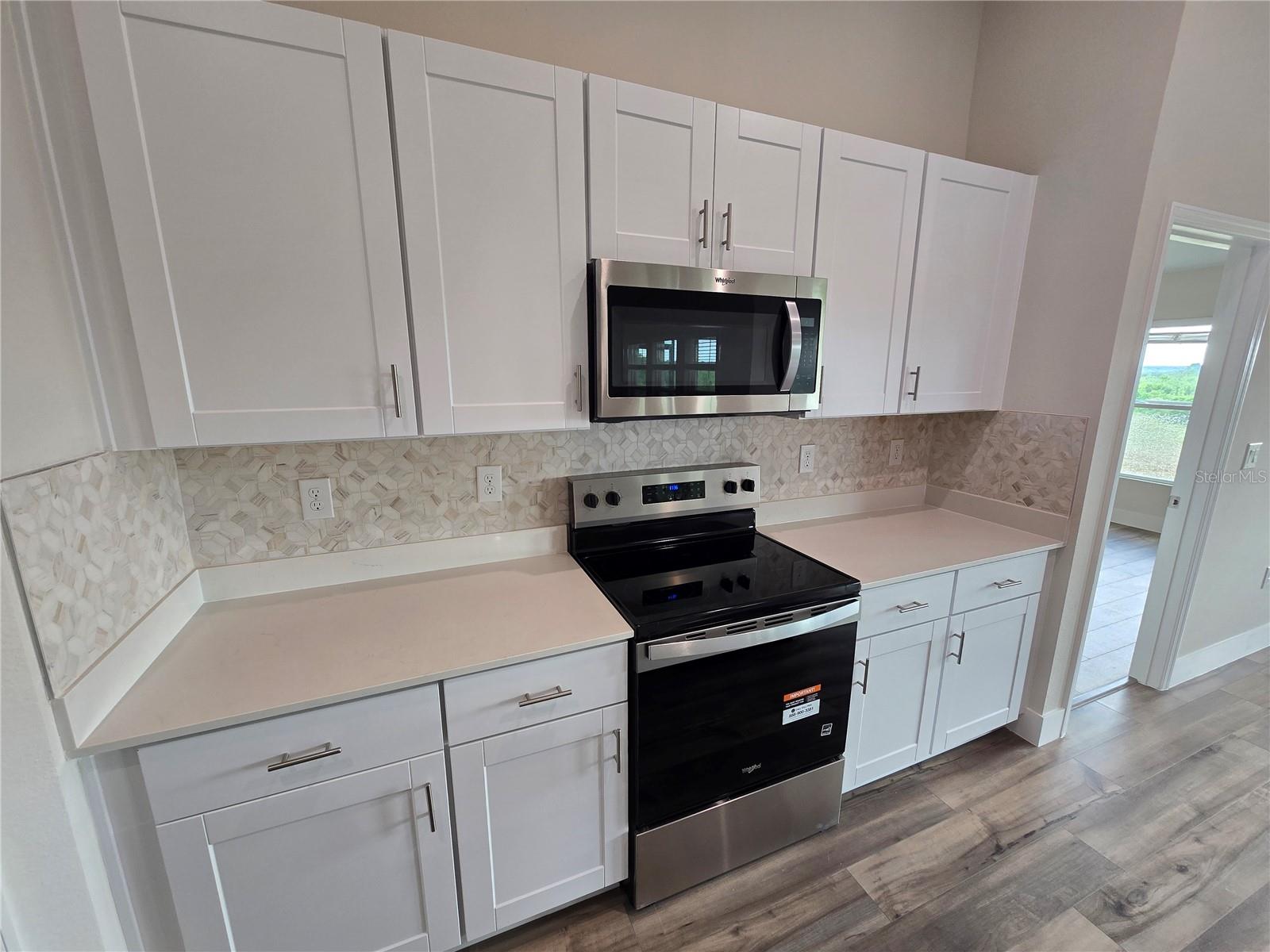 1728 Vanilla St Property Photo 8