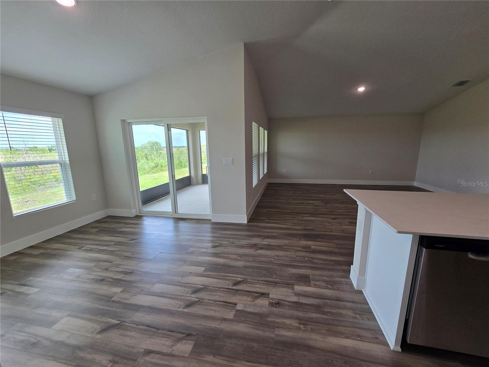 1728 Vanilla St Property Photo 19