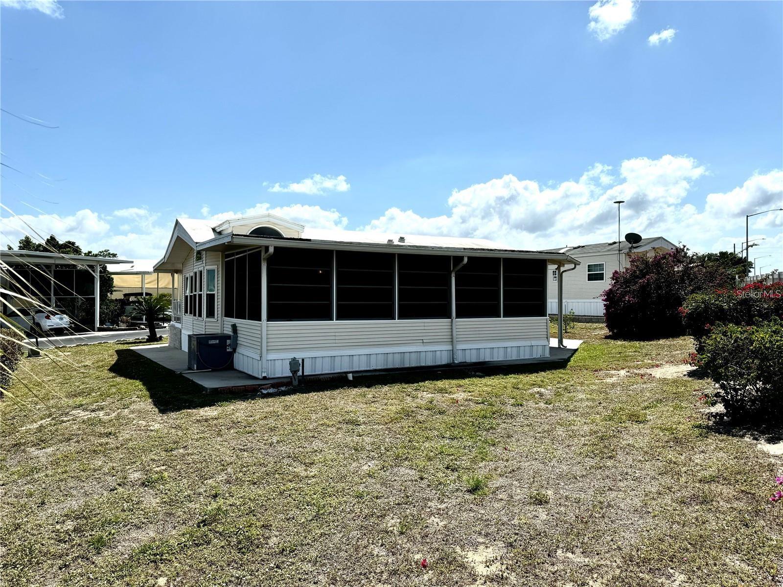 917 St George Dr Property Photo 4