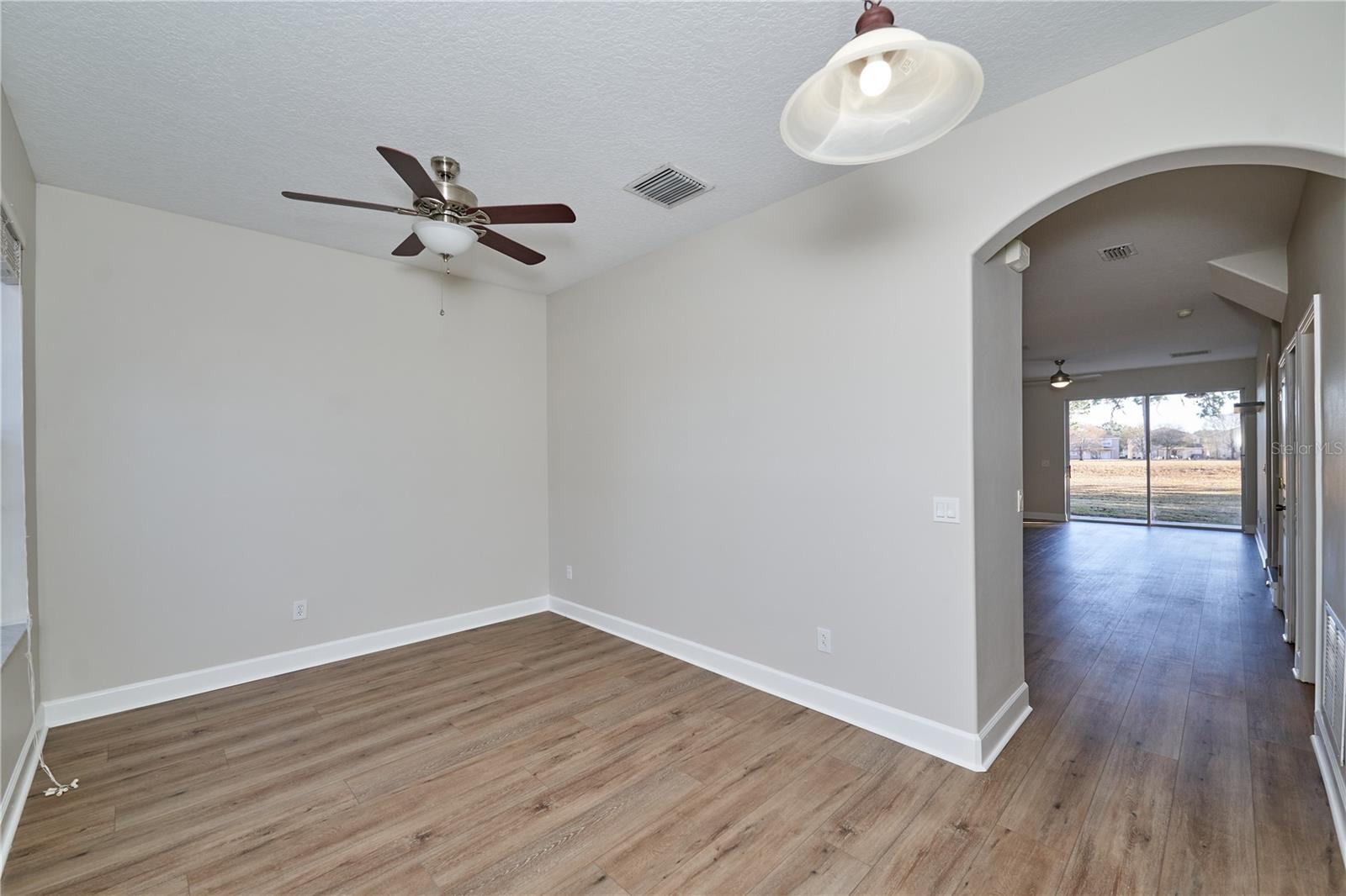 23903 Sardinia Dr Property Photo 4
